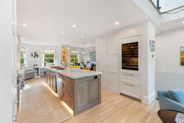 51 Rutland Square PH, Boston, MA 02118