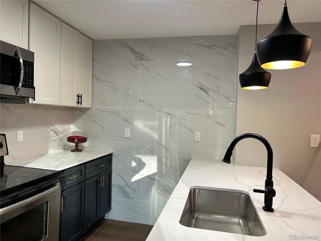 2549 Sheridan Boulevard, Edgewater, CO 80214