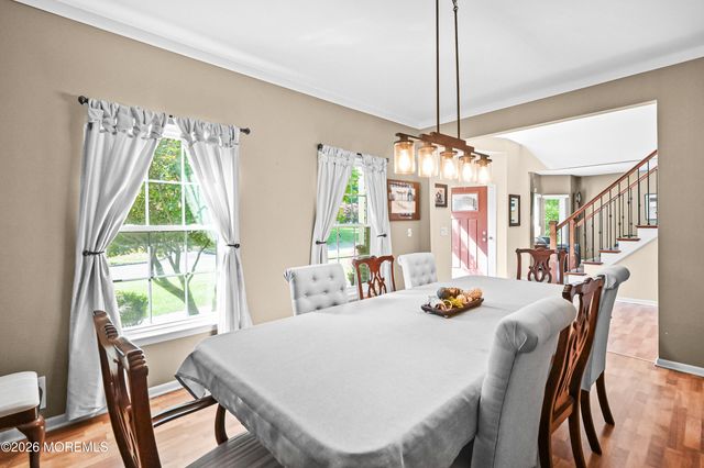 10 Burke Drive, Farmingdale, NJ 07727
