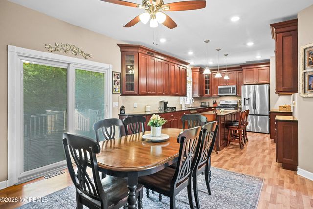 10 Burke Drive, Farmingdale, NJ 07727