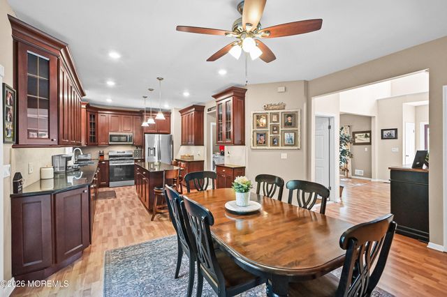 10 Burke Drive, Farmingdale, NJ 07727