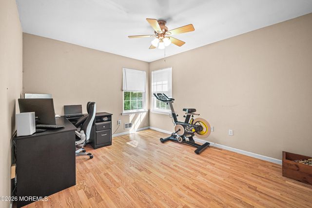 10 Burke Drive, Farmingdale, NJ 07727