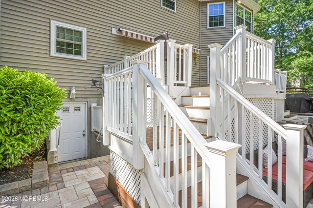 10 Burke Drive, Farmingdale, NJ 07727