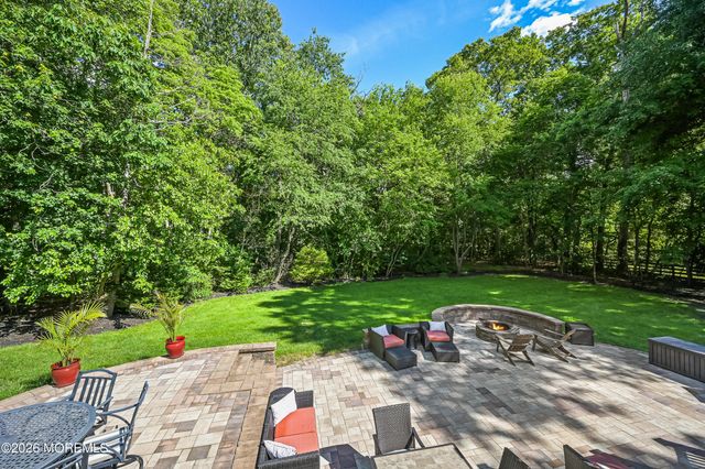 10 Burke Drive, Farmingdale, NJ 07727