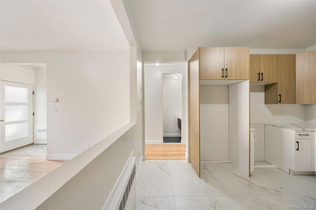 17 Lazer Court 102, Spring Valley, NY 10977