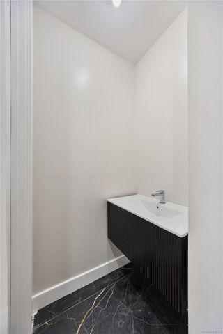 17 Lazer Court 102, Spring Valley, NY 10977