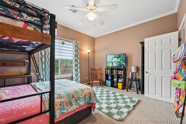 610 W 37th Place, Sand Springs, OK 74063