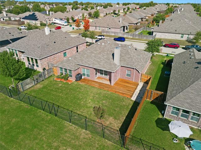 609 Meadowedge Lane, Denton, TX 76207