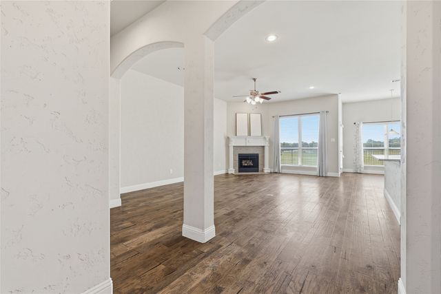 609 Meadowedge Lane, Denton, TX 76207