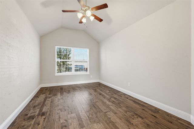 609 Meadowedge Lane, Denton, TX 76207