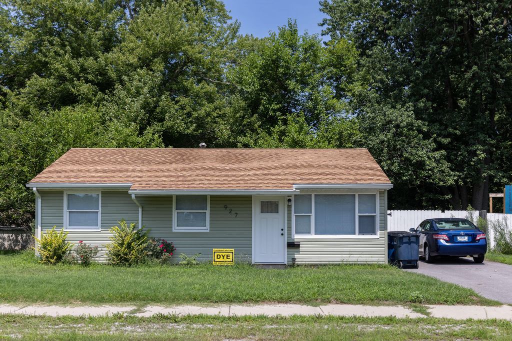927 Henry Street, Michigan City, IN 46360