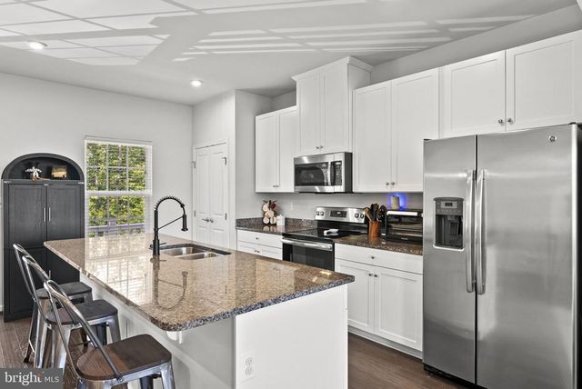6410 CRITTENDEN LN, Spotsylvania, VA 22553