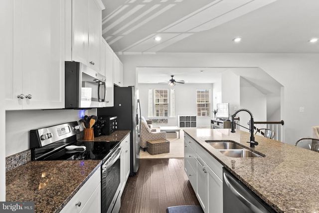 6410 CRITTENDEN LN, Spotsylvania, VA 22553