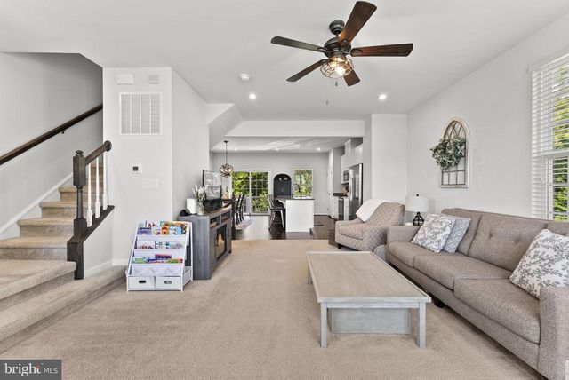 6410 CRITTENDEN LN, Spotsylvania, VA 22553