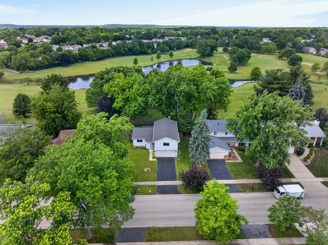 433 N Ashbury Avenue, Bolingbrook, IL 60440