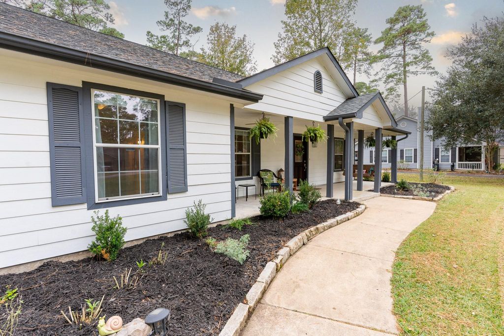 22813 Rainfern Drive, Magnolia, TX 77355