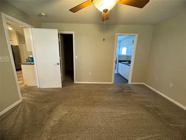 6634 SHEPHERD OAKS STREET, Lakeland, FL 33811