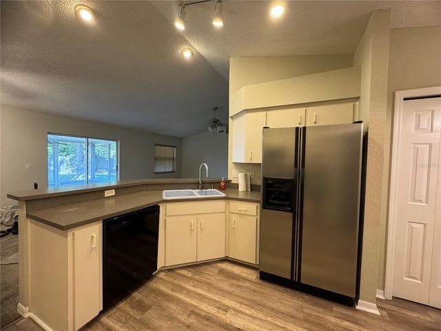 6634 SHEPHERD OAKS STREET, Lakeland, FL 33811