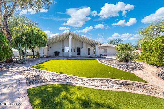 6900 W Hermitage Place, Tucson, AZ 85743