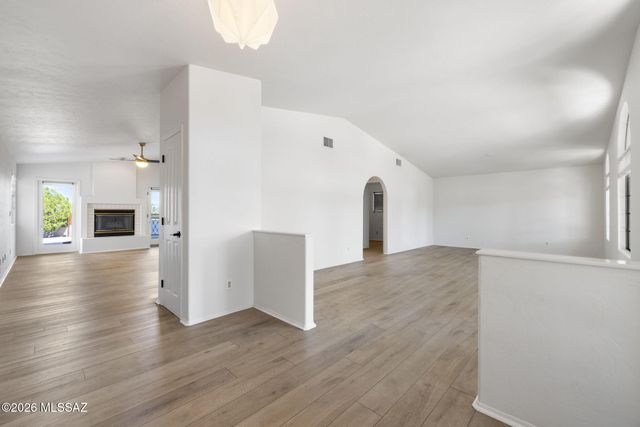 6900 W Hermitage Place, Tucson, AZ 85743