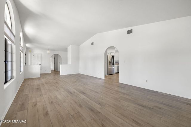 6900 W Hermitage Place, Tucson, AZ 85743