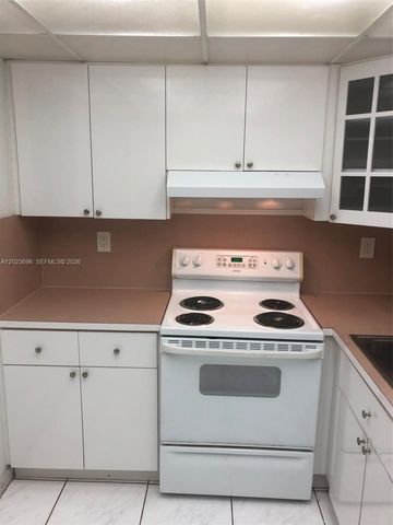 9150 Fontainebleau Blvd 203-2, Miami, FL 33172