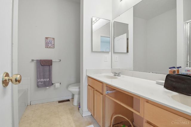 5478 Lyonia Court, Cincinnati, OH 45239