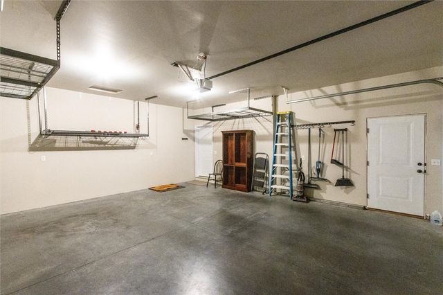 207 Boston Hill Rd Road, Billings, MT 59102