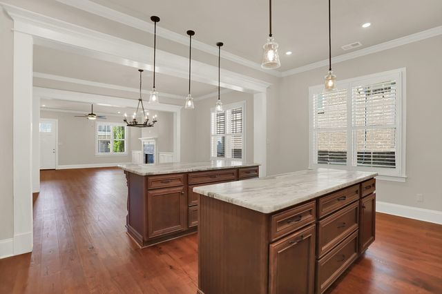 1606 JENNINGS MILL LN, Collierville, TN 38017