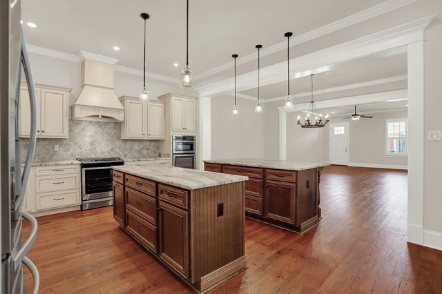 1606 JENNINGS MILL LN, Collierville, TN 38017