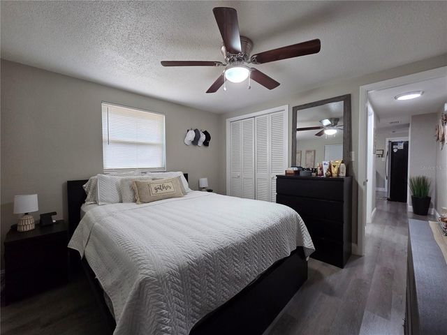 4834 GASLIGHT AVENUE, Holiday, FL 34690