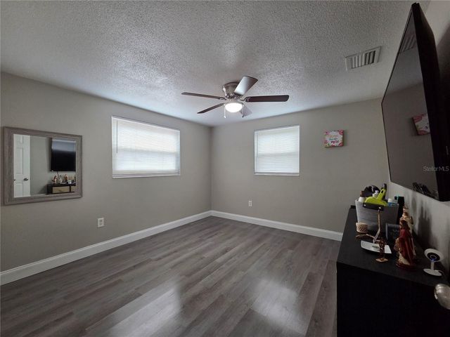 4834 GASLIGHT AVENUE, Holiday, FL 34690