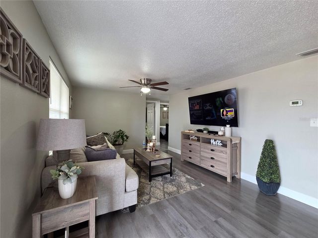 4834 GASLIGHT AVENUE, Holiday, FL 34690