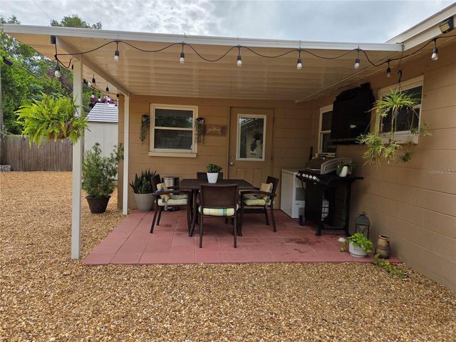 4834 GASLIGHT AVENUE, Holiday, FL 34690