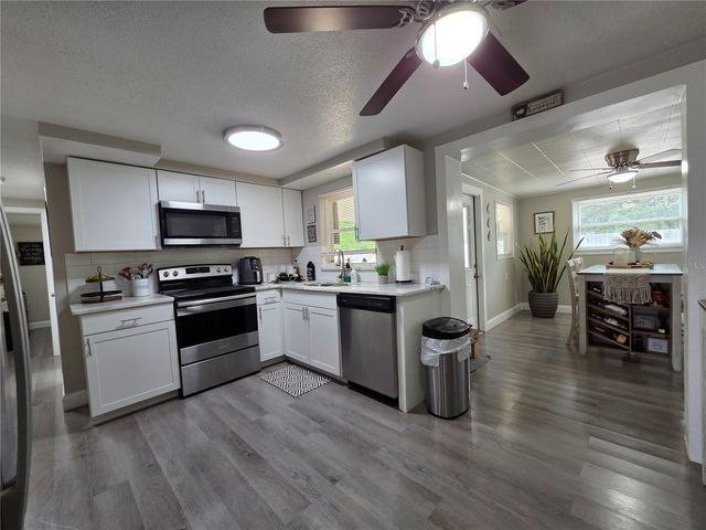 4834 GASLIGHT AVENUE, Holiday, FL 34690