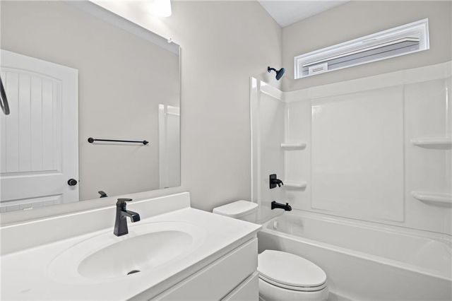 157 Laurel Farms Lane, Dallas, GA 30157