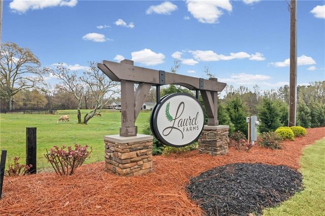 157 Laurel Farms Lane, Dallas, GA 30157