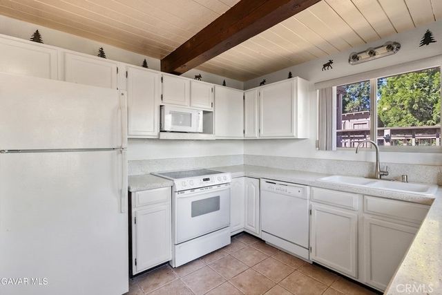 25631 High Rock Court, Tehachapi, CA 93561