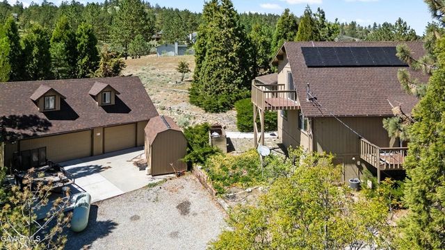 25631 High Rock Court, Tehachapi, CA 93561