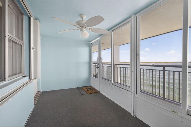 100 Shore Court 307, North Palm Beach, FL 33408
