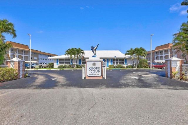 100 Shore Court 307, North Palm Beach, FL 33408
