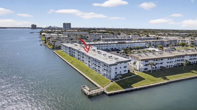 100 Shore Court 307, North Palm Beach, FL 33408