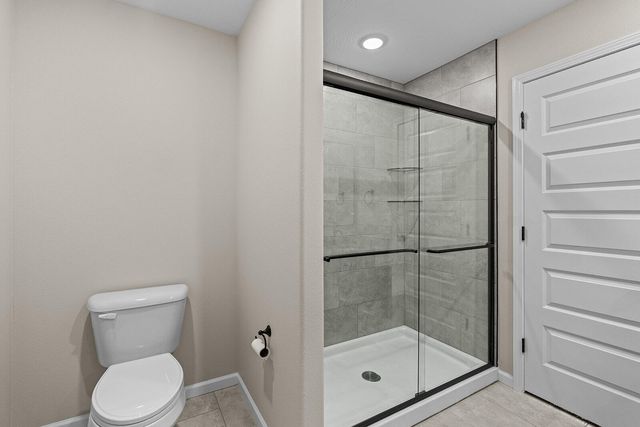 838 S Parkside Circle, Nixa, MO 65714