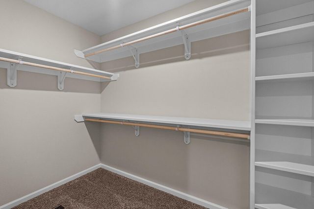 838 S Parkside Circle, Nixa, MO 65714