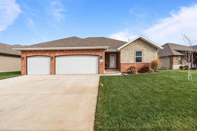 838 S Parkside Circle, Nixa, MO 65714