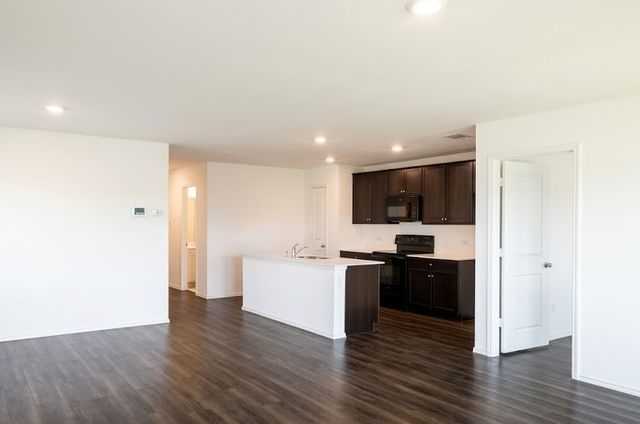 5348 Finbrooke Drive, Princeton, TX 75407