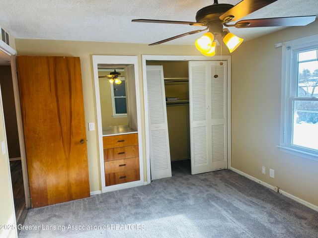 3001 Risley Drive, Lansing, MI 48917