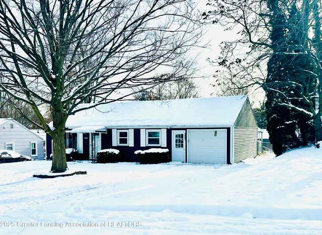 3001 Risley Drive, Lansing, MI 48917