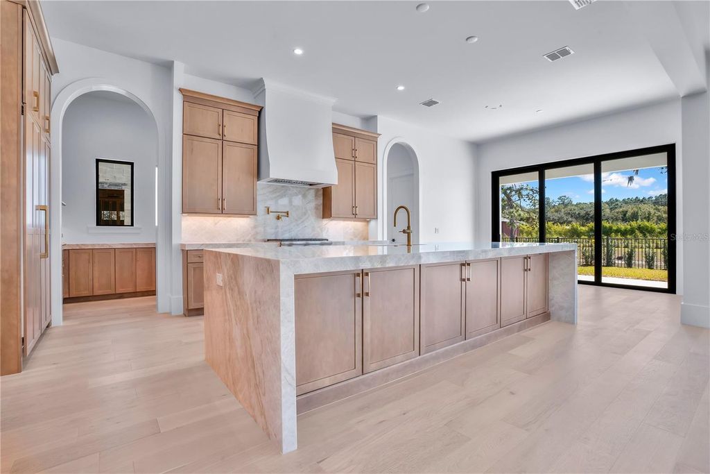 Image 12 of property listing at 9126 SHEEN SOUND STREET, Orlando, FL 32836