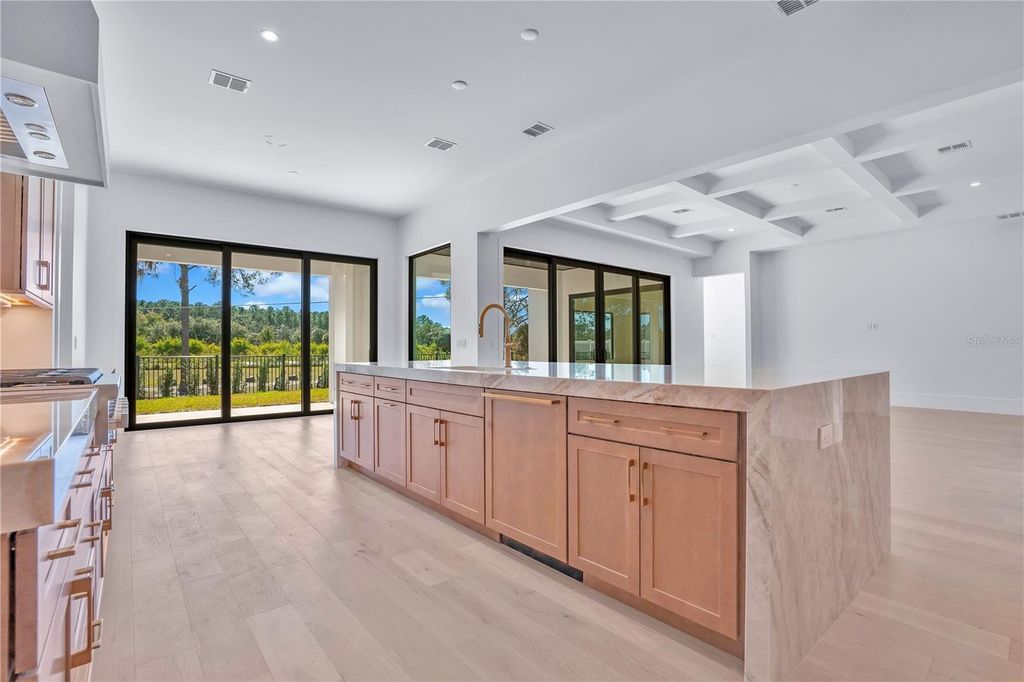 Image 14 of property listing at 9126 SHEEN SOUND STREET, Orlando, FL 32836